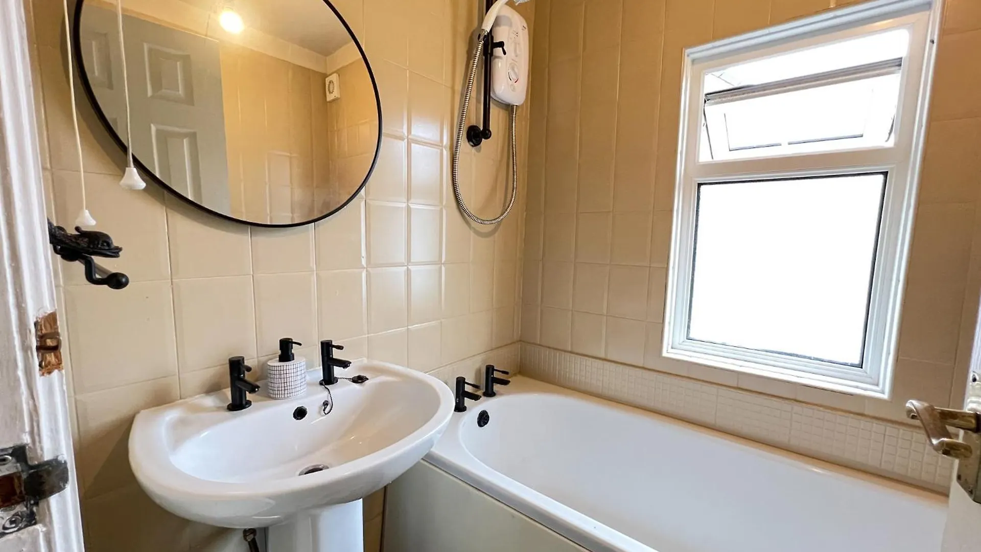 Guest house Victoria Road Guesthouse Belfast
